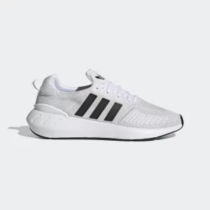 Мъжки Бели Маратонки ADIDAS SWIFT RUN 22