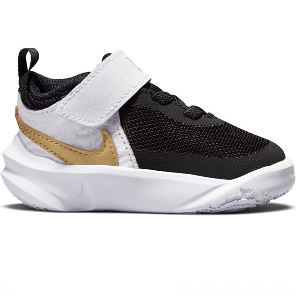 Маратонки Nike Team Hustle D 10 CW6737 002
